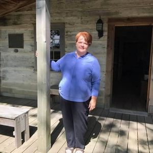 Meet your Posher, Annie